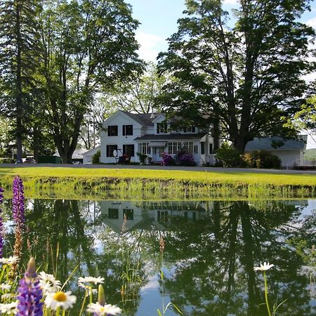 Enfield Manor Bed&Breakfast And Vacation Rental Newfield Exteriér fotografie